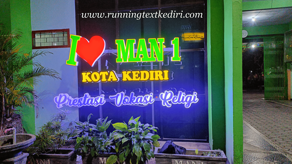 <p>Pembenahan neon sign ini sangat berpengaruh bagi anda yang memiliki neon juga pasti membutuhkan pembenahan untuk lebih tahan lama lagi saat digunakan, kami melayani pembenahan dan pemasangan untuk anda dan anda bisa langsung hubungi kami melalui website, media lainnya dari kami atau anda juga bisa langsung datang ke toko kami.</p>